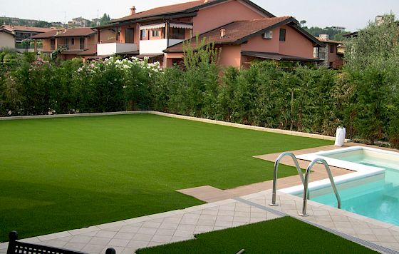 igarden-piscina-1-1.560x356.jpg