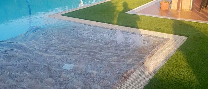 villa_bergamo_igardein_piscina04-2.700x300.jpg