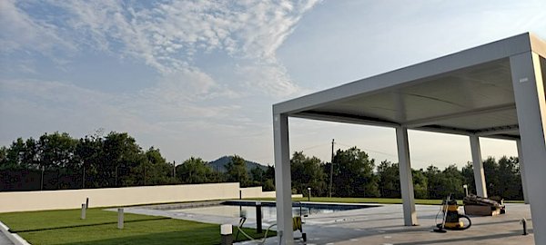 PISCINE E PRATO SINTETICO
